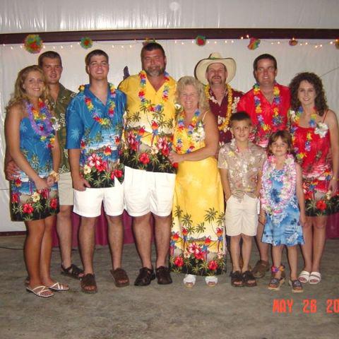 Lavahut - Matching Hawaiian shirts, dresses & clothing - bains2
