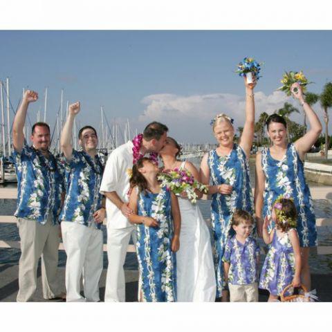 cLavahut - Matching Hawaiian shirts, dresses & clothing - loutier1