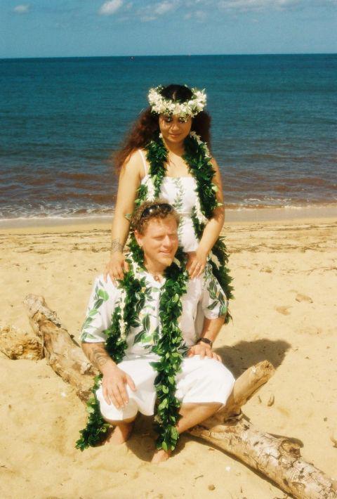 Lavahut - Matching Hawaiian shirts, dresses & clothing - keauililani_dan_4