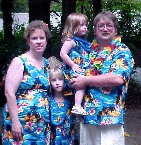Lavahut - Matching Hawaiian shirts, dresses & clothing - jenniferjohansen