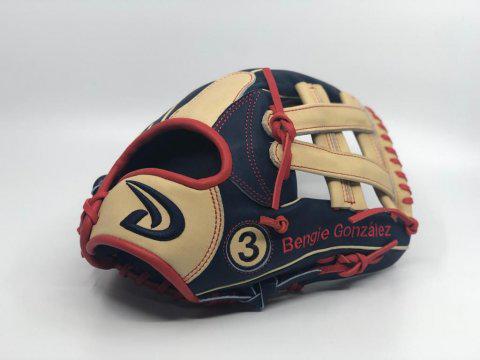 9P Pro Model Custom Gloves - Get Yours Customized Now!