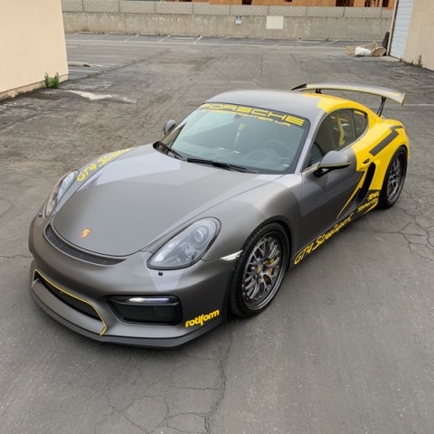 PORSCHE フーディ DSC5572-scaled.jpg?class=sharing